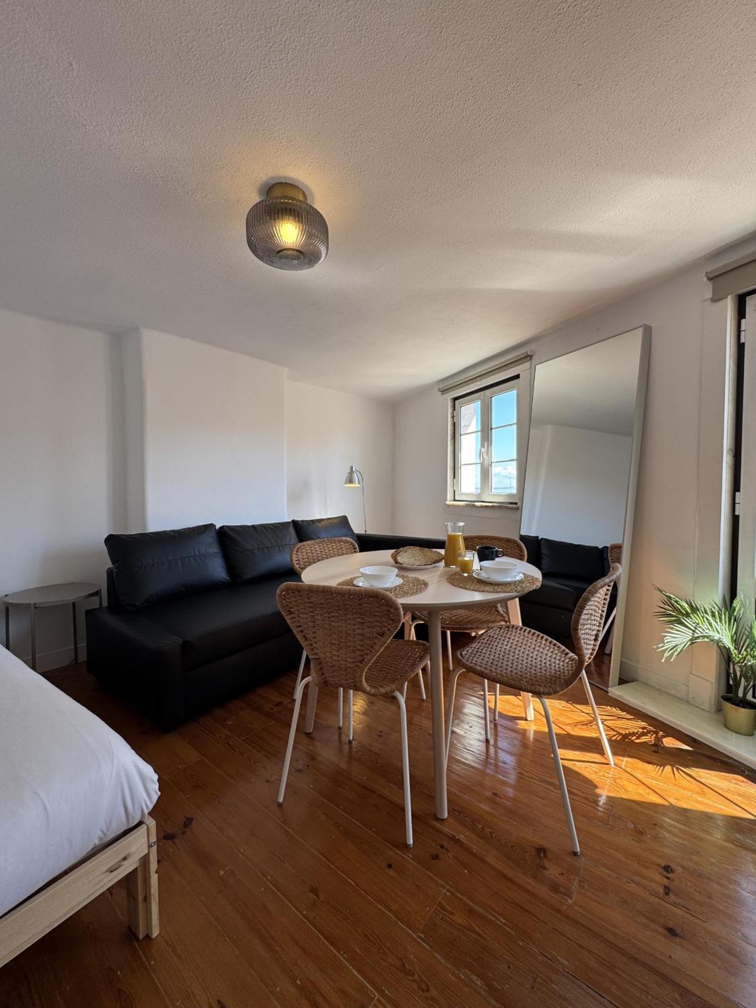 Apartment Alfama Historial I River View By Homing Lissabon